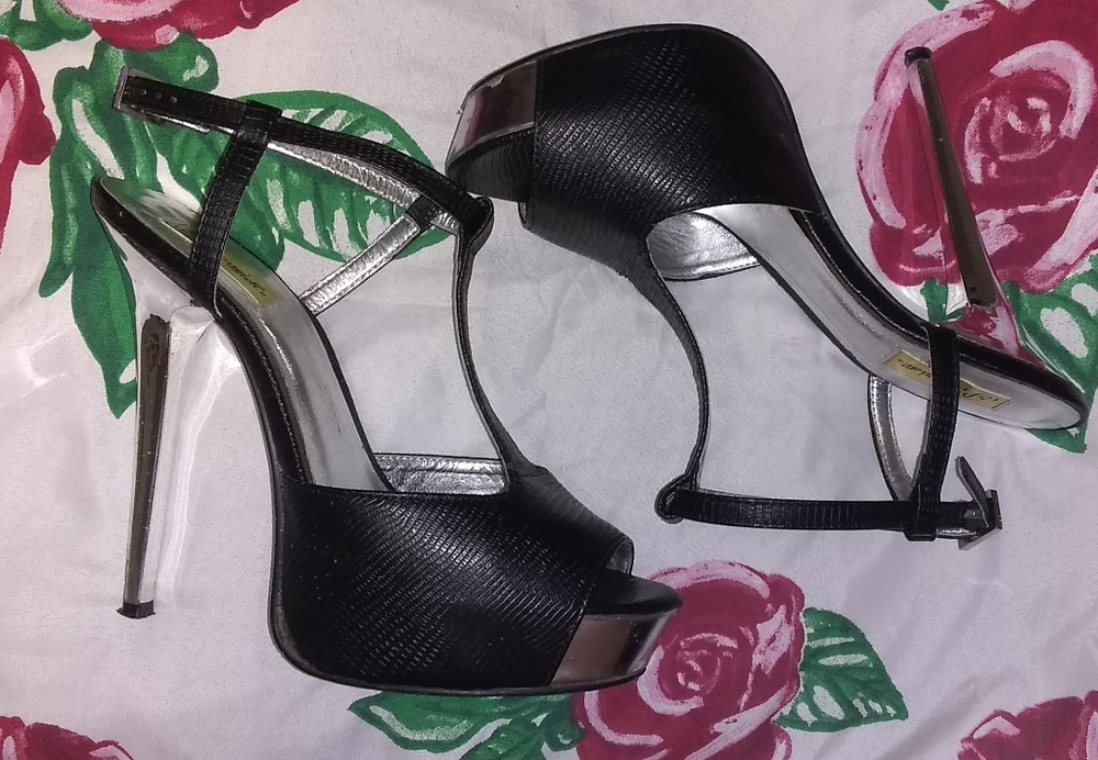 Heels By Promise
